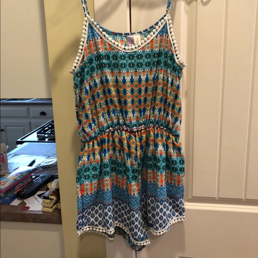 Colorful trimmed romper
